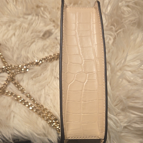 Kate Spade Beige Croc-Embossed Shoulder Bag - Picture 7 of 8